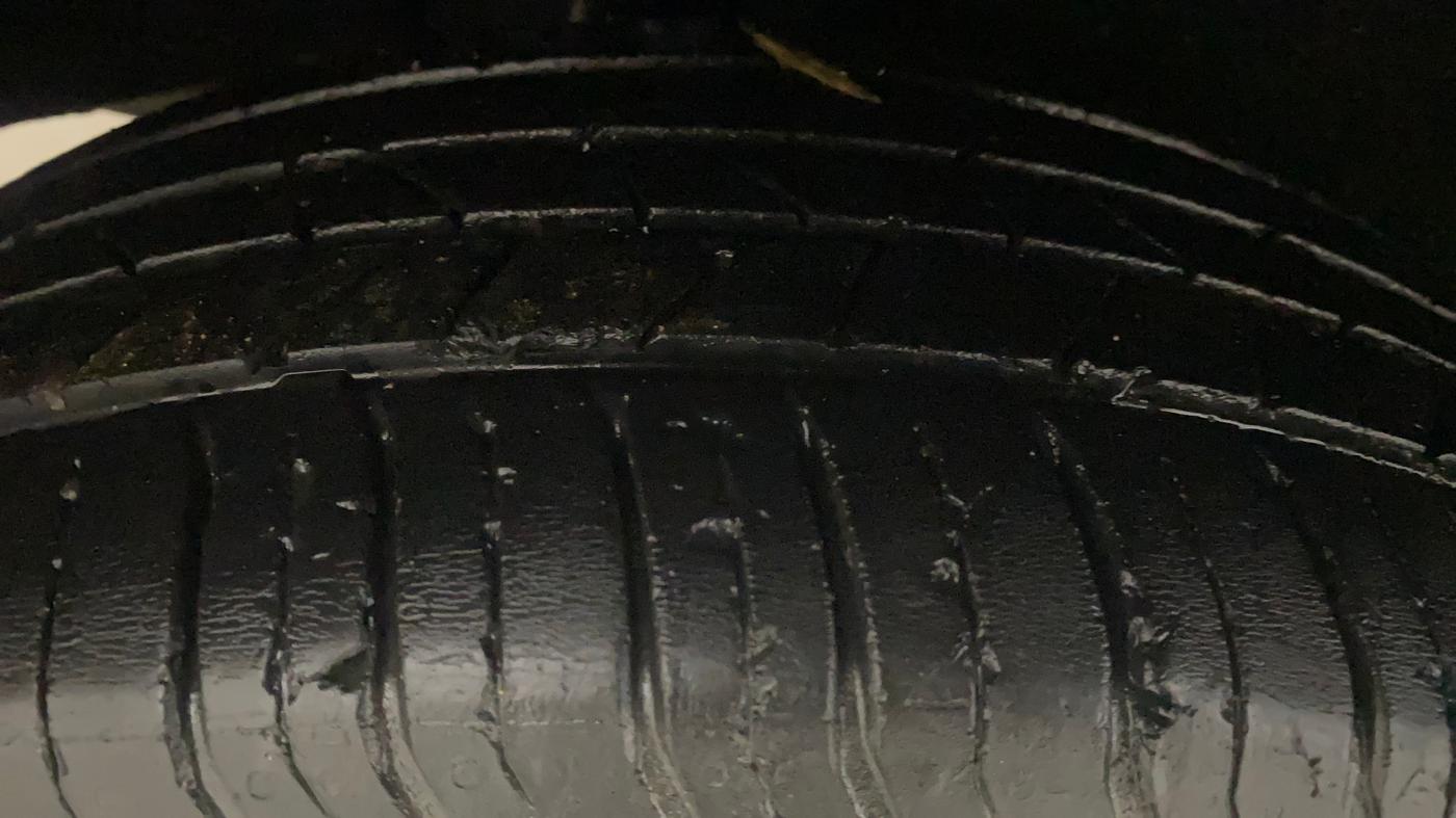 2016 Maruti Baleno ALPHA DIESEL 1.3, Diesel, Manual, 91,114 km, Right Rear Tyre Tread