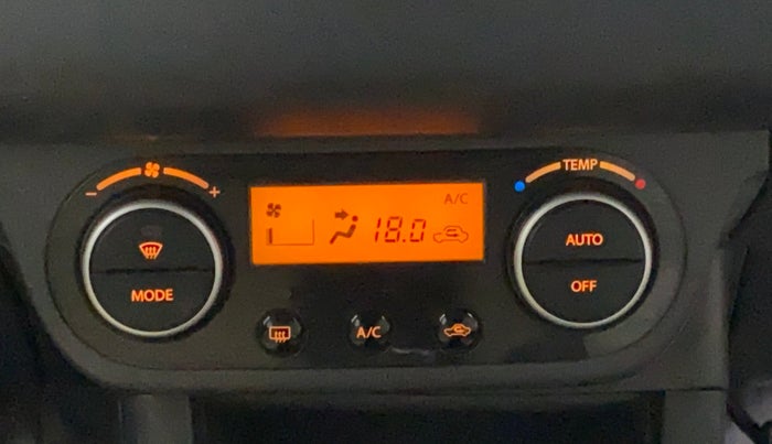 2010 Maruti Swift ZXI, Petrol, Manual, 43,970 km, Automatic Climate Control