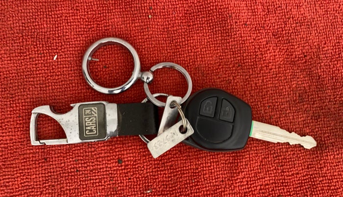 2010 Maruti Swift ZXI, Petrol, Manual, 43,970 km, Key Close Up