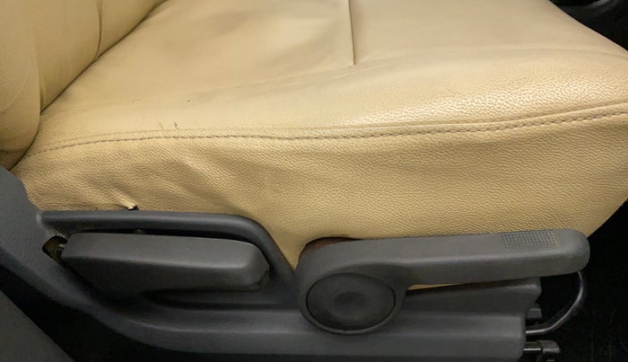 2010 Maruti Swift ZXI, Petrol, Manual, 43,970 km, Driver Side Adjustment Panel