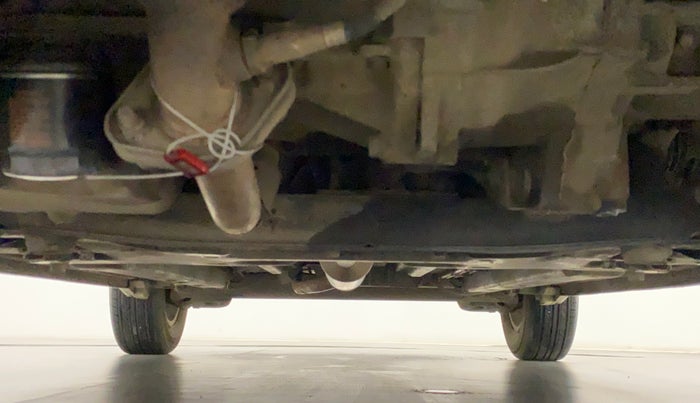 2010 Maruti Swift ZXI, Petrol, Manual, 43,970 km, Front Underbody