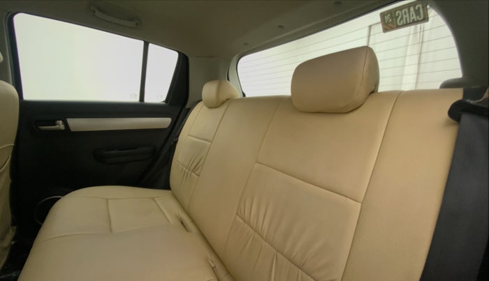 2010 Maruti Swift ZXI, Petrol, Manual, 43,970 km, Right Side Rear Door Cabin