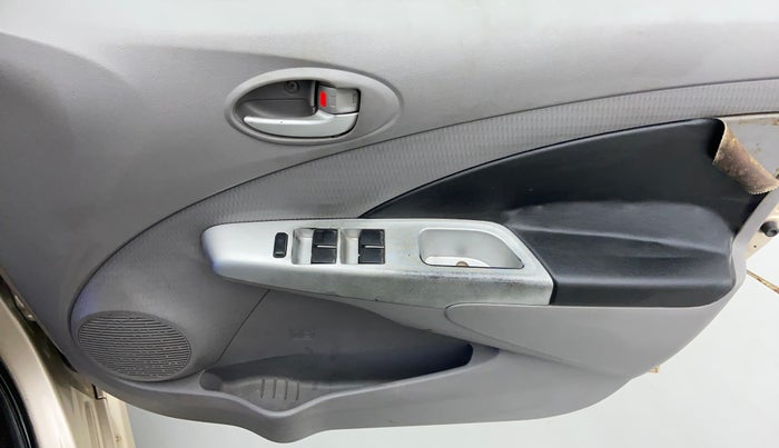 2011 Toyota Etios VX, Petrol, Manual, 66,479 km, Driver Side Door Panels Control