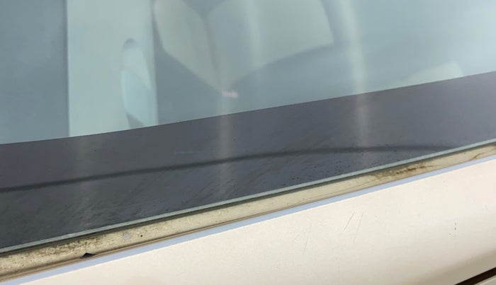 2011 Toyota Etios VX, Petrol, Manual, 66,479 km, Left A pillar - Paint is slightly faded