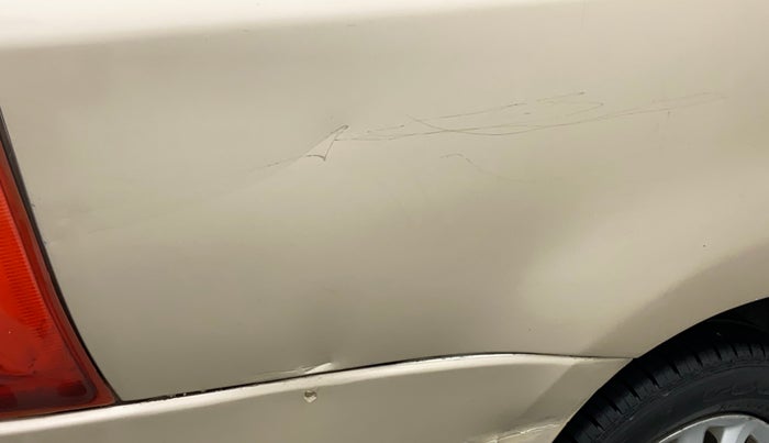 2011 Toyota Etios VX, Petrol, Manual, 66,479 km, Right quarter panel - Minor scratches