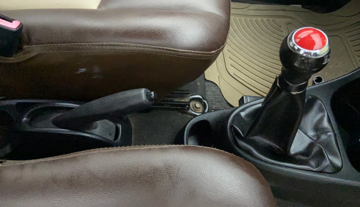 2011 Toyota Etios VX, Petrol, Manual, 66,479 km, Gear Lever