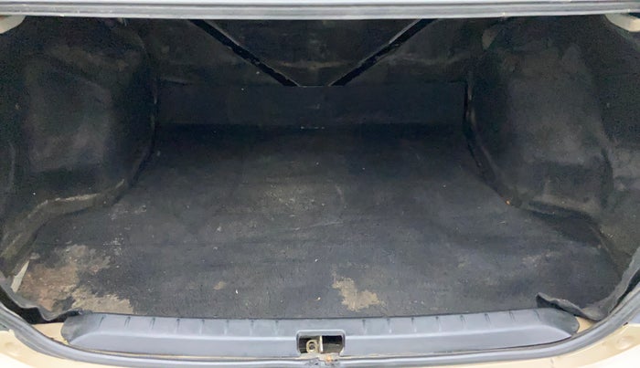 2011 Toyota Etios VX, Petrol, Manual, 66,479 km, Boot Inside