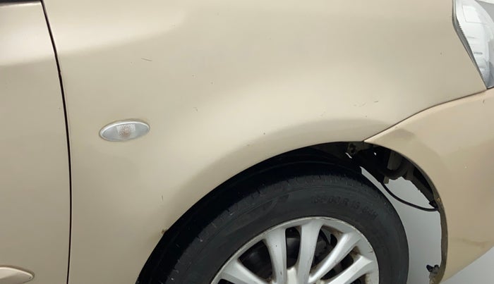 2011 Toyota Etios VX, Petrol, Manual, 66,479 km, Right fender - Minor scratches