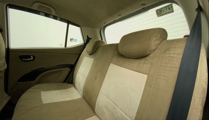 2012 Hyundai i10 SPORTZ 1.2 AT, Petrol, Automatic, 36,400 km, Right Side Rear Door Cabin