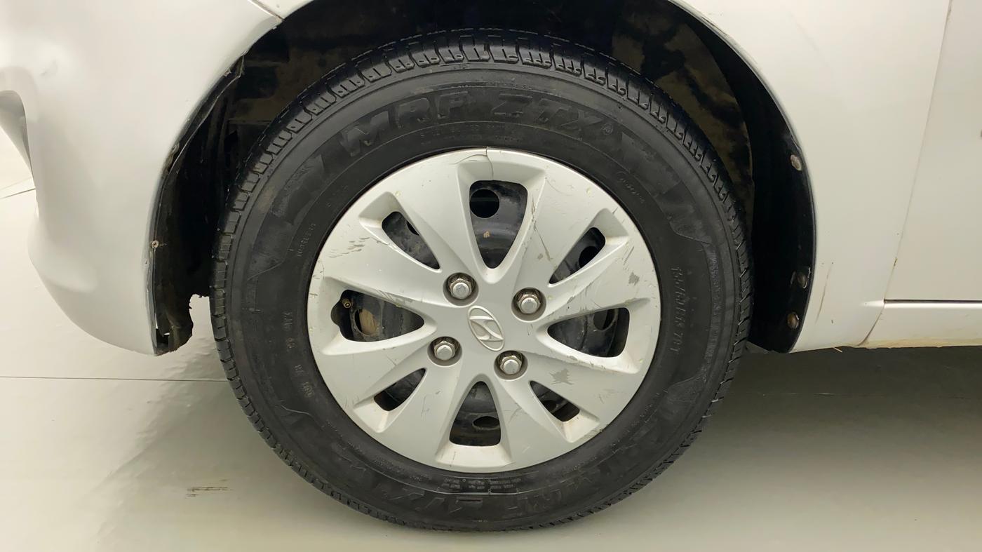 2012 Hyundai i10 SPORTZ 1.2 AT, Petrol, Automatic, 36,400 km, Left Front Wheel