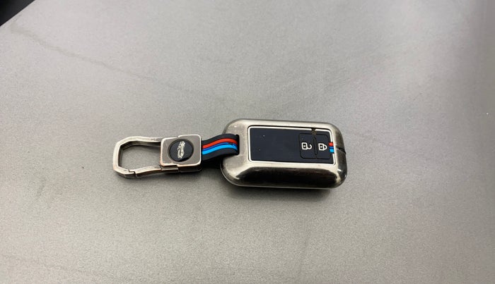 2021 Maruti XL6 ZETA MT, Petrol, Manual, 77,479 km, Key Close Up