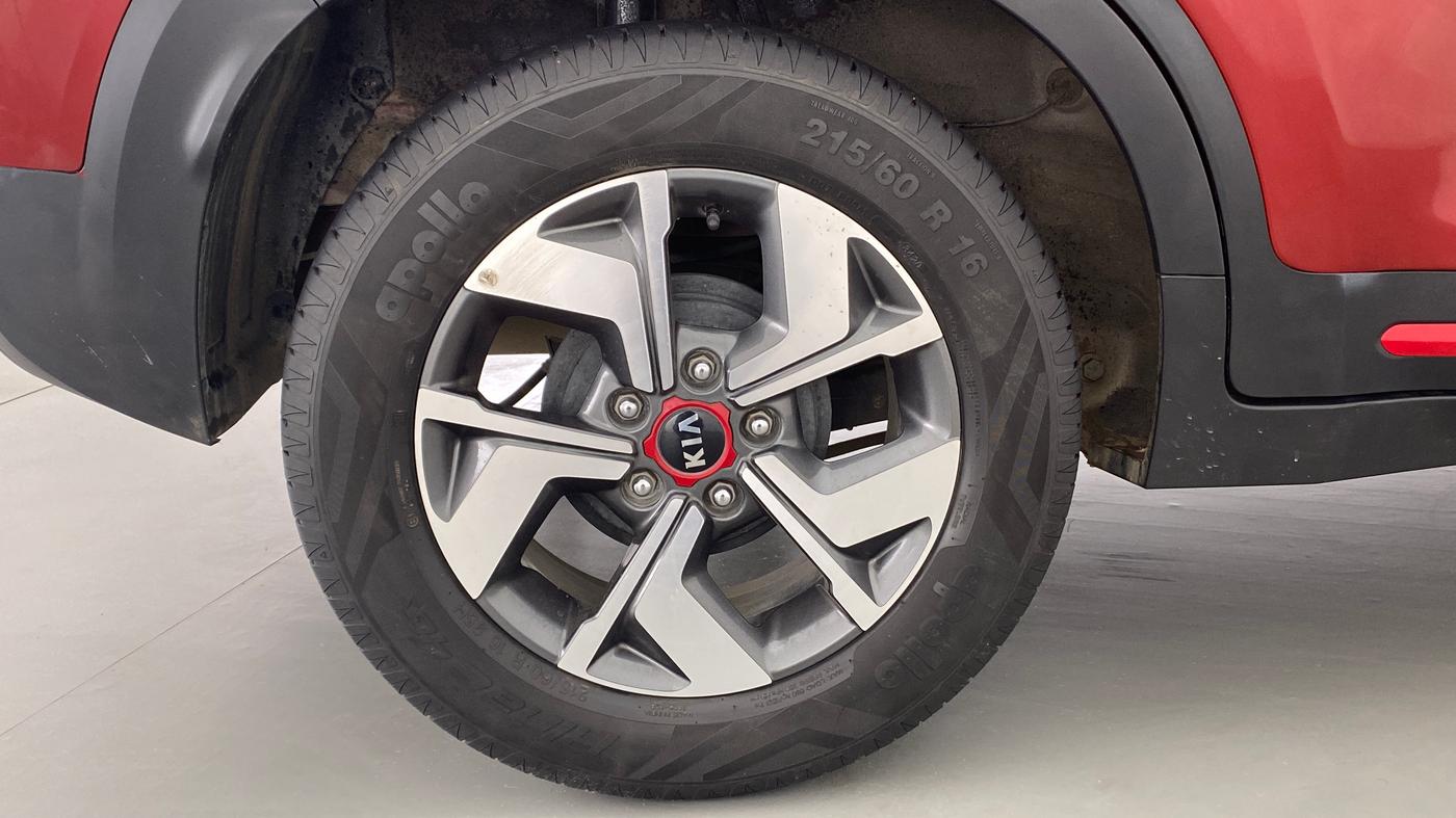 2020 KIA SONET GTX PLUS 1.5D  AT, Diesel, Automatic, 23,012 km, Right Rear Wheel