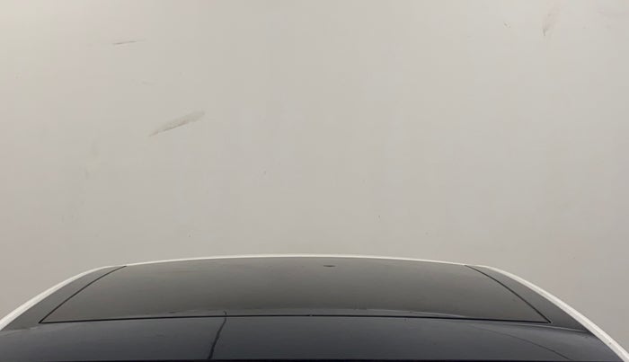 2015 Skoda Octavia STYLE PLUS AT 1.8 TSI, Petrol, Automatic, 1,08,777 km, Moonroof/ Sunroof