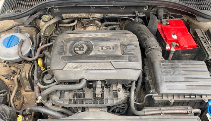 2015 Skoda Octavia STYLE PLUS AT 1.8 TSI, Petrol, Automatic, 1,08,777 km, Engine View