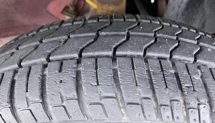 2016 Tata Nano TWIST XTA, Petrol, Automatic, 4,962 km, Right Front Tyre Tread
