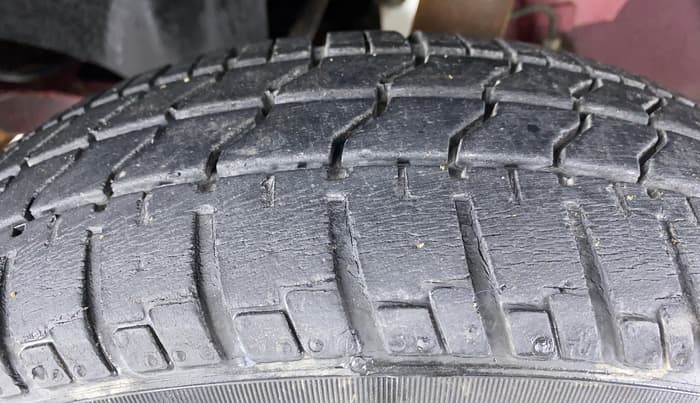2016 Tata Nano TWIST XTA, Petrol, Automatic, 4,962 km, Left Front Tyre Tread