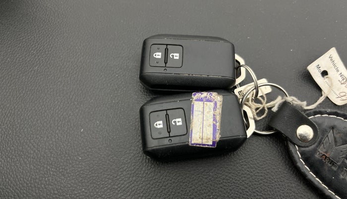2019 Maruti Swift ZXI AMT, Petrol, Automatic, 81,922 km, Key Close Up