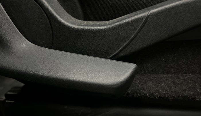 2019 Maruti Swift ZXI AMT, Petrol, Automatic, 81,922 km, Driver Side Adjustment Panel