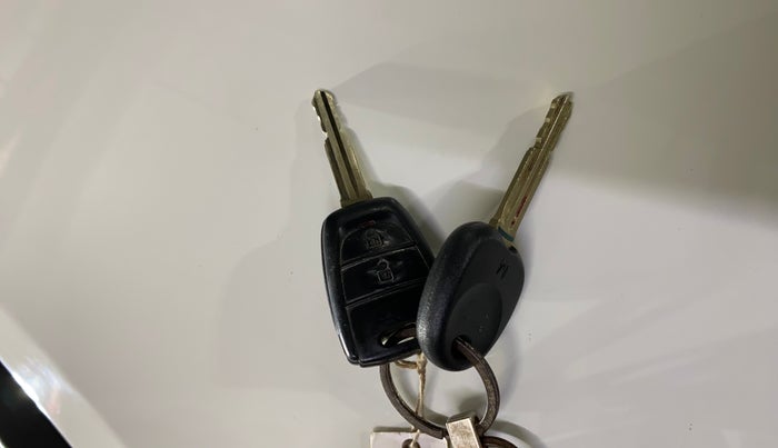 2015 Hyundai Grand i10 MAGNA 1.2 KAPPA VTVT, Petrol, Manual, 18,835 km, Key Close Up