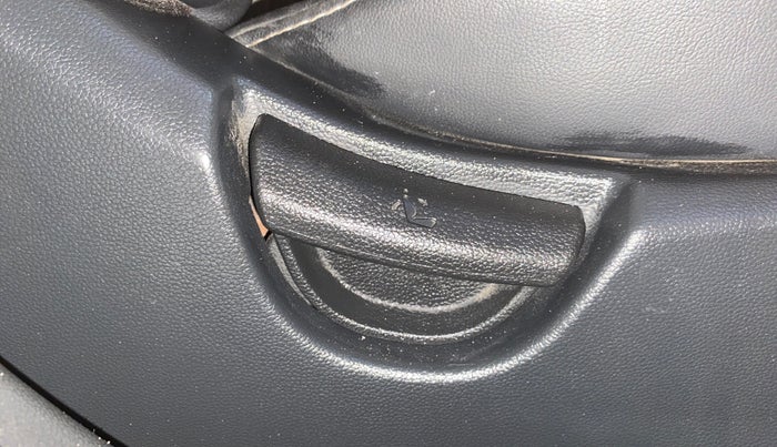 2015 Hyundai Grand i10 MAGNA 1.2 KAPPA VTVT, Petrol, Manual, 18,835 km, Driver Side Adjustment Panel