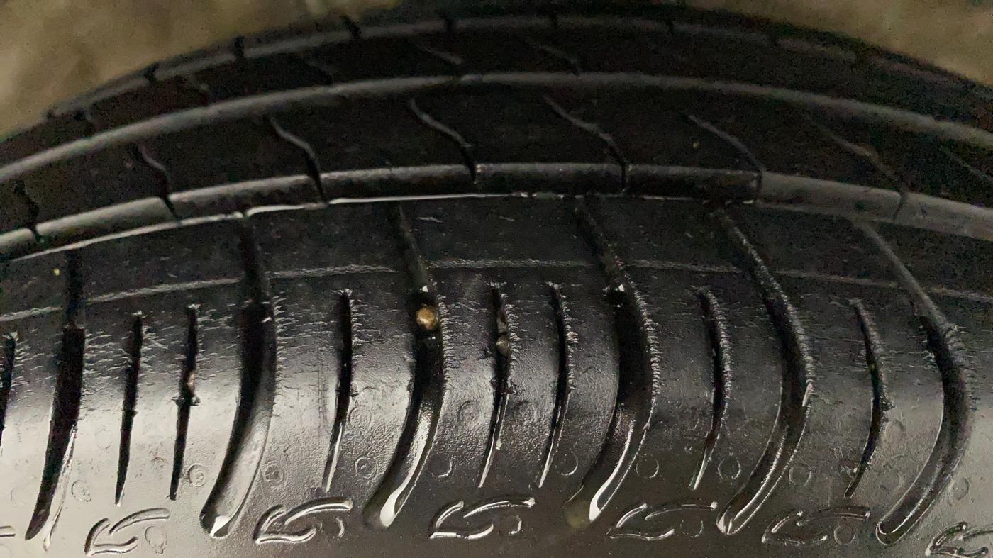 2022 Maruti S PRESSO VXI, Petrol, Manual, 28,814 km, Right Front Tyre Tread