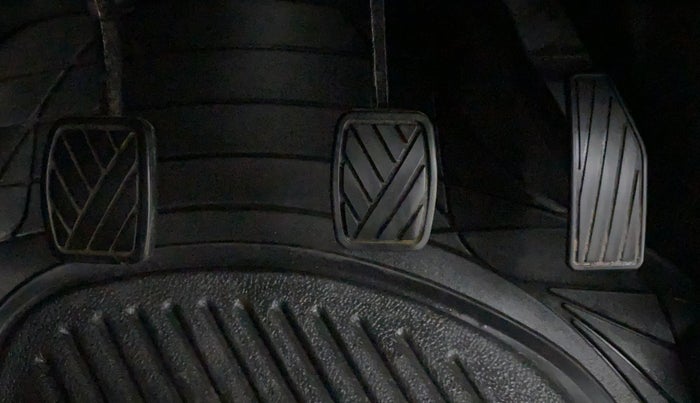 2022 Maruti S PRESSO VXI, Petrol, Manual, 28,814 km, Pedals