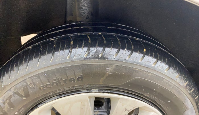 2019 Maruti Baleno DELTA PETROL 1.2, Petrol, Manual, 35,702 km, Right Rear Tyre Tread