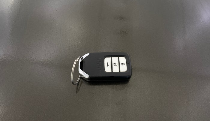 2016 Honda City 1.5L I-VTEC VX, Petrol, Manual, 77,152 km, Key Close Up