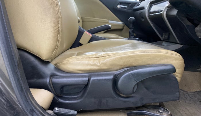 2016 Honda City 1.5L I-VTEC VX, Petrol, Manual, 77,152 km, Driver Side Adjustment Panel