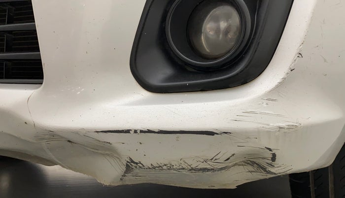2013 Maruti Ertiga ZDI, Diesel, Manual, 1,43,856 km, Front bumper - Minor scratches