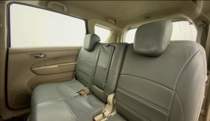 2013 Maruti Ertiga ZDI, Diesel, Manual, 1,43,856 km, Right Side Rear Door Cabin