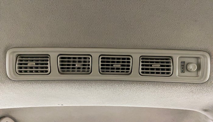 2013 Maruti Ertiga ZDI, Diesel, Manual, 1,43,856 km, Rear AC Vents