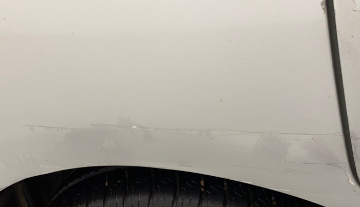 2013 Maruti Ertiga ZDI, Diesel, Manual, 1,43,856 km, Right quarter panel - Minor scratches