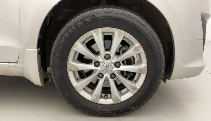 2013 Maruti Ertiga ZDI, Diesel, Manual, 1,43,856 km, Right Front Wheel