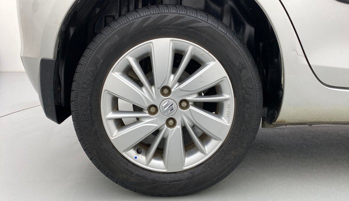 2017 Maruti Swift ZXI D, Petrol, Manual, 33,891 km, Right Rear Wheel