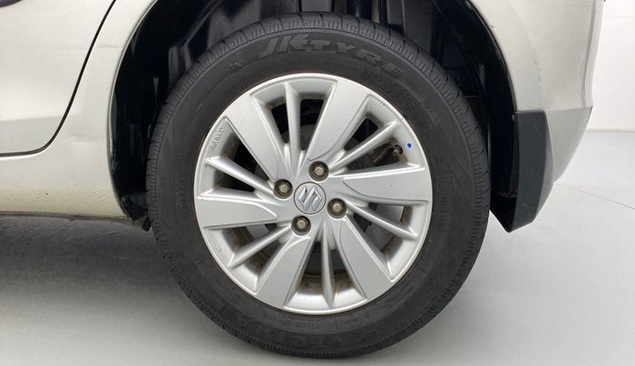 2017 Maruti Swift ZXI D, Petrol, Manual, 33,891 km, Left Rear Wheel