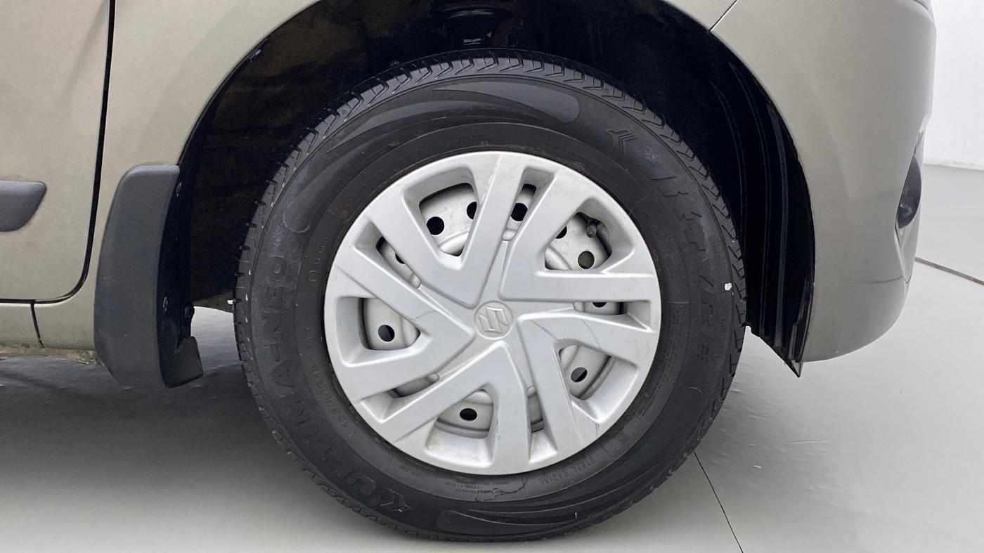 2021 Maruti New Wagon-R LXI CNG 1.0, CNG, Manual, 39,252 km, Right Front Wheel