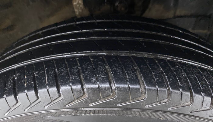 2021 Maruti New Wagon-R LXI CNG 1.0, CNG, Manual, 39,252 km, Right Front Tyre Tread