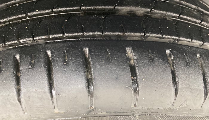 2023 Maruti Baleno ZETA 1.2 AGS, Petrol, Automatic, 13,253 km, Left Rear Tyre Tread