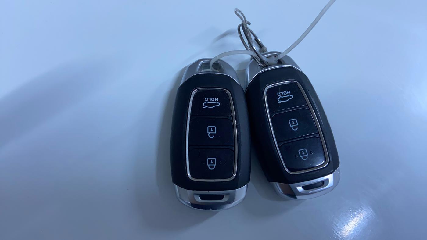 2019 Hyundai Verna 1.6 VTVT SX, Petrol, Manual, 73,424 km, Key Close Up