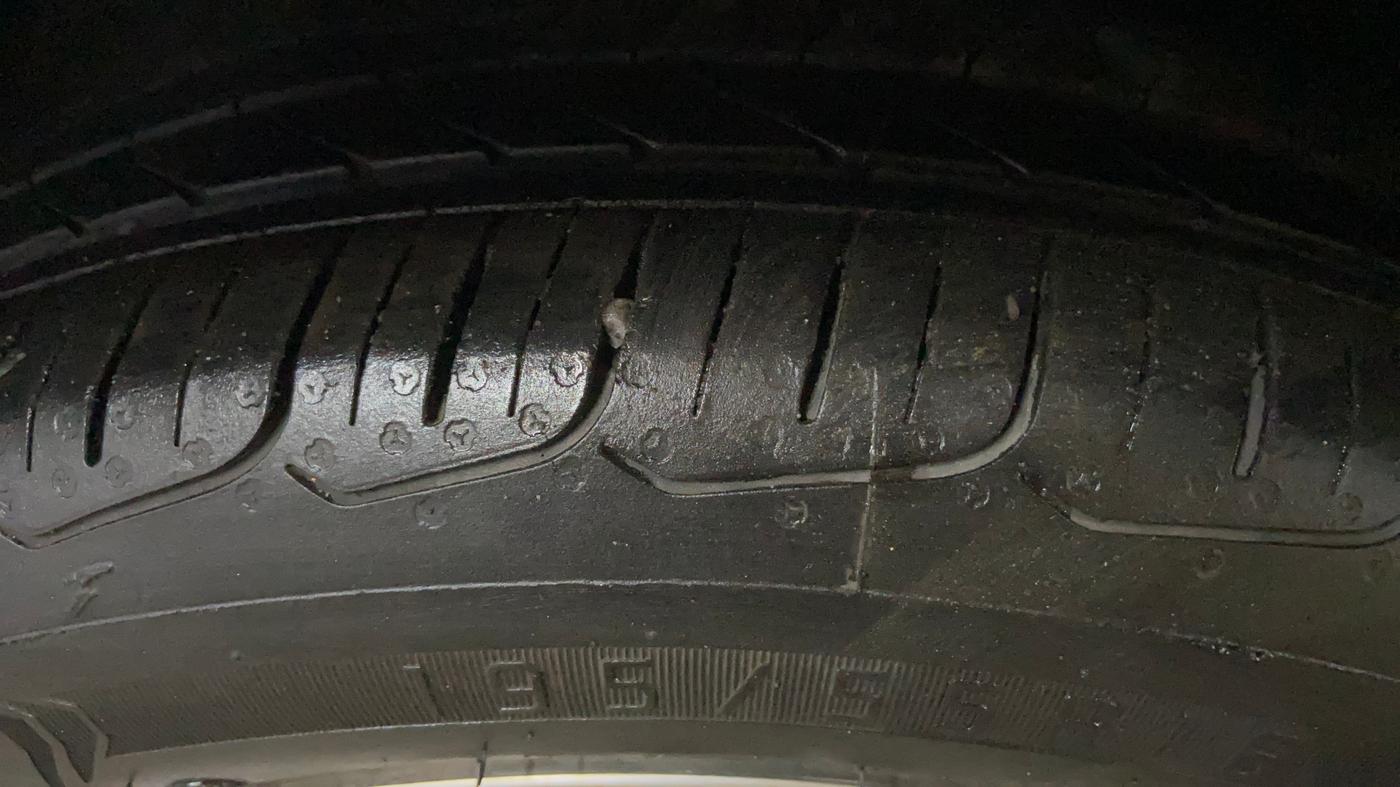 2019 Hyundai Verna 1.6 VTVT SX, Petrol, Manual, 73,424 km, Left Front Tyre Tread