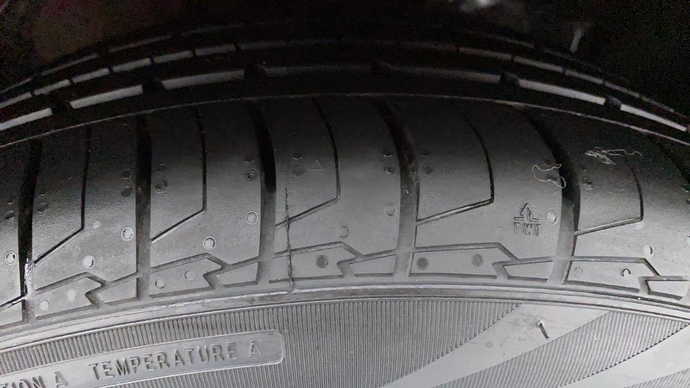 2019 Honda Civic ZX CVT PETROL, Petrol, Automatic, 20,597 km, Right Front Tyre Tread