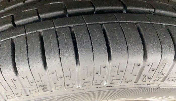 2017 Tata Tiago XT PETROL, Petrol, Manual, 44,579 km, Left Front Tyre Tread