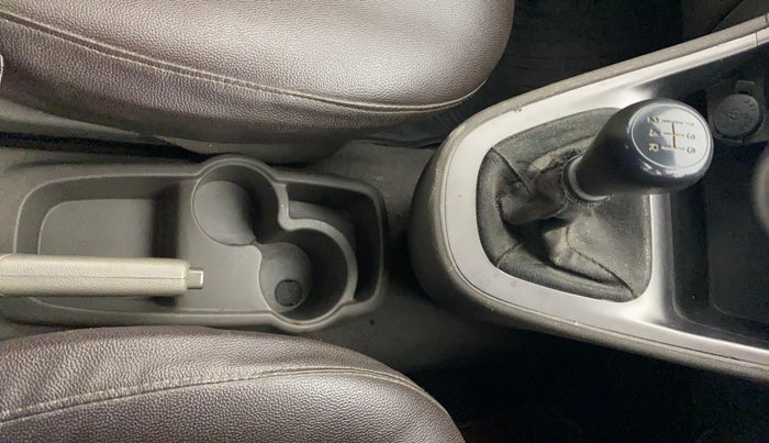 2013 Hyundai i10 MAGNA 1.1, Petrol, Manual, 42,193 km, Gear Lever