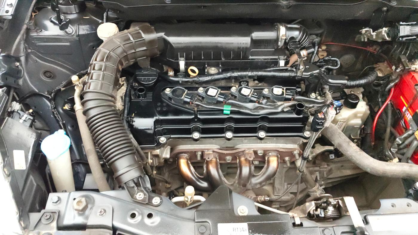 2018 Maruti Swift ZXI AMT, Petrol, Automatic, 67,305 km, Engine View - Right