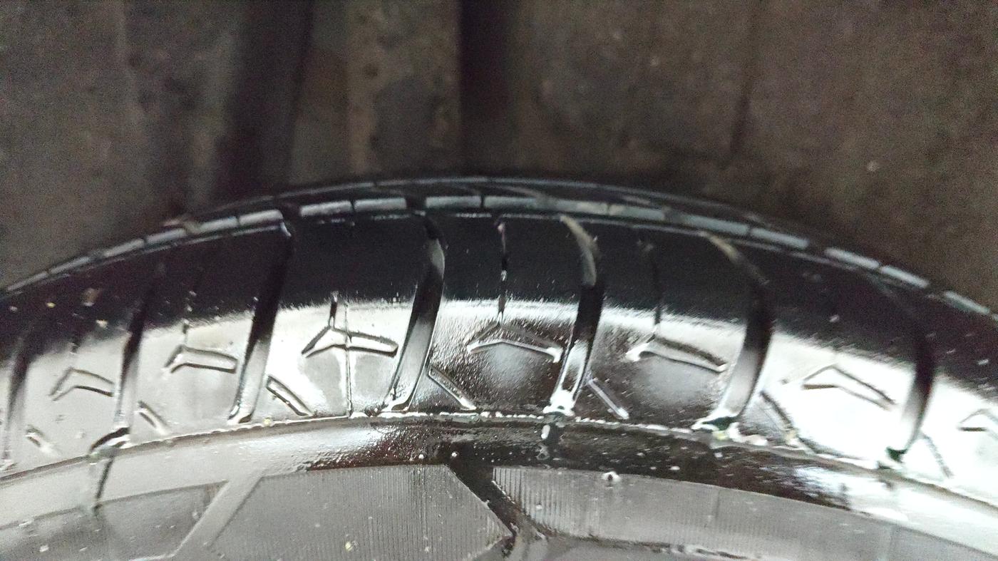2018 Maruti Swift ZXI AMT, Petrol, Automatic, 67,305 km, Right Rear Tyre Tread
