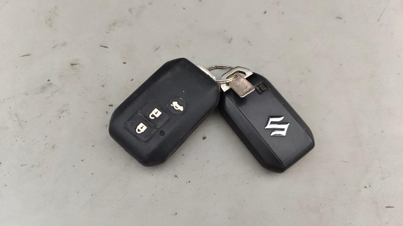 2018 Maruti Swift ZXI AMT, Petrol, Automatic, 67,305 km, Key Close Up