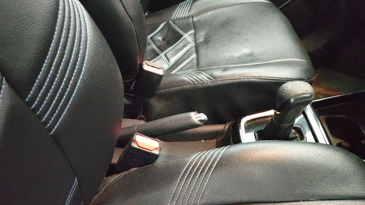2018 Maruti Swift ZXI AMT, Petrol, Automatic, 67,305 km, Gear Lever