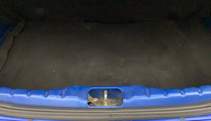 2012 Hyundai Eon D-LITE+, Petrol, Manual, 23,440 km, Boot Inside