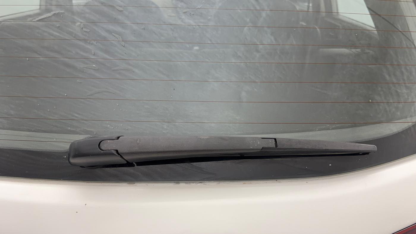 2015 Hyundai Elite i20 ASTA 1.2, CNG, Manual, 77,640 km, Rear Wiper
